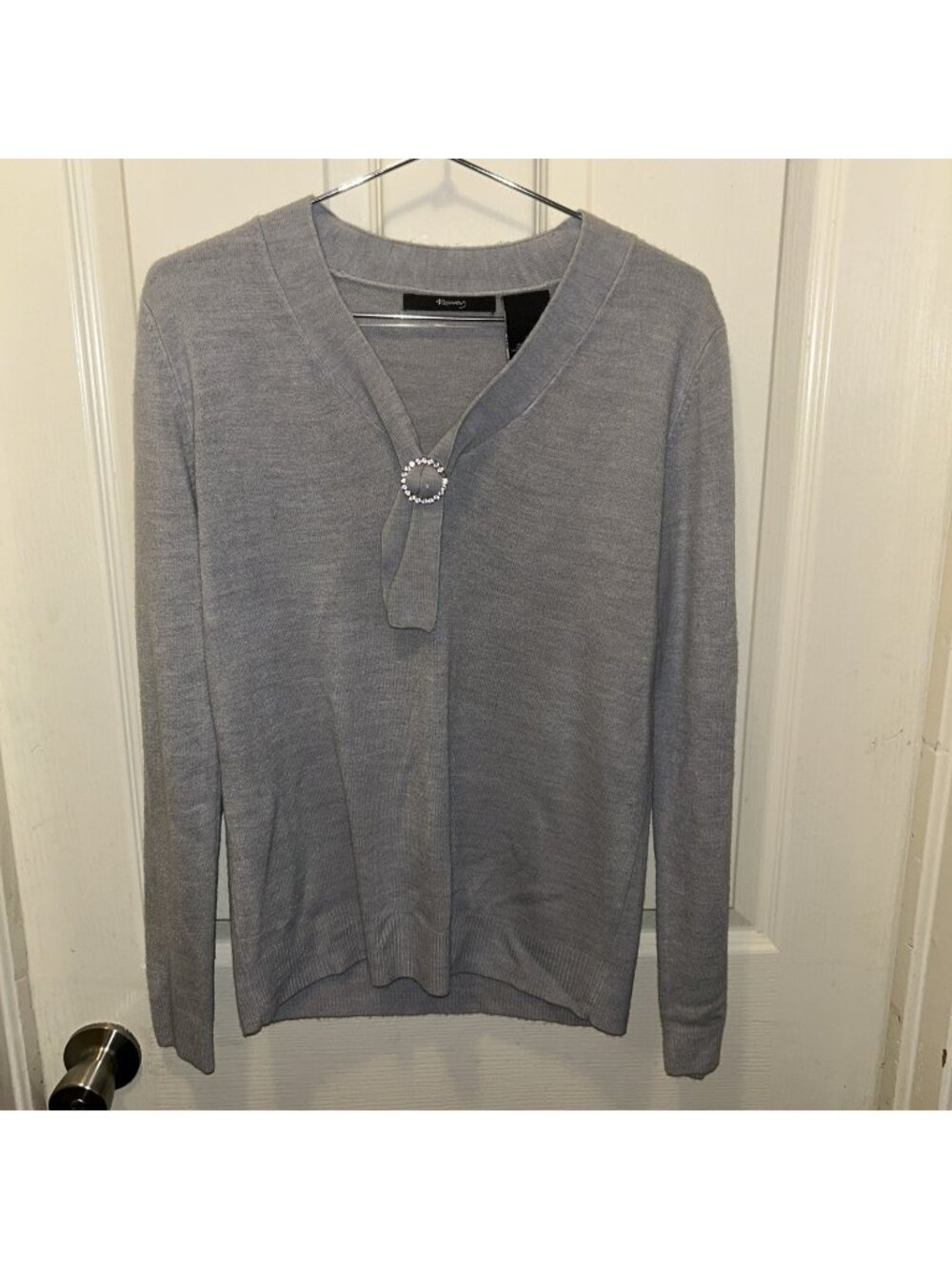 RAISEY Embellished Sweater medium Gray V‑Neck Rhinestone Trim tie Long Sleeve